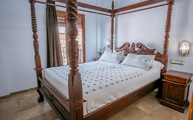 Apartamentos El Tranco del Mar